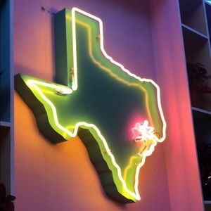 Meet your Posher, Bellami